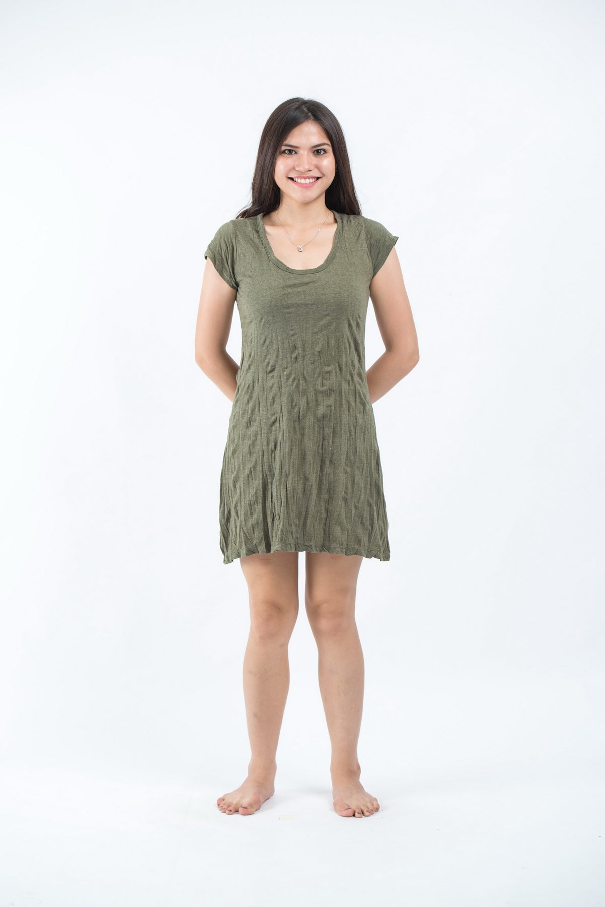 Sure Design Womens Solid Color Dress in Green