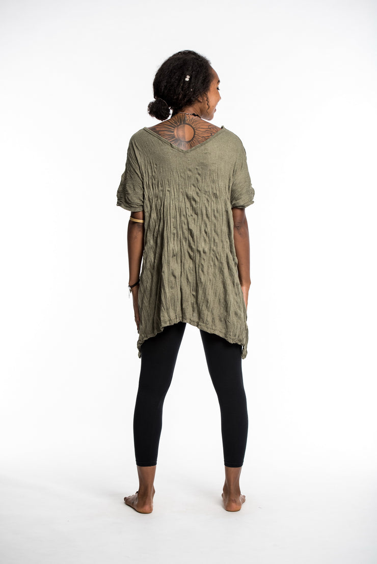 Womens Solid Color Loose V Neck T-Shirt in Green